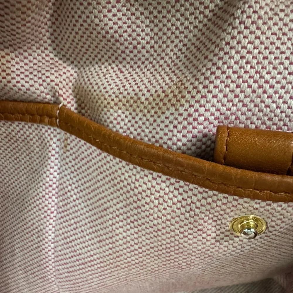 Dooney & Bourke classic dooney